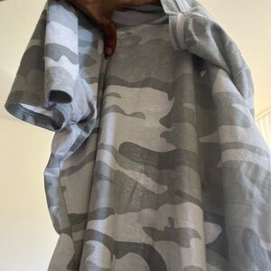 t-shirt green camo small